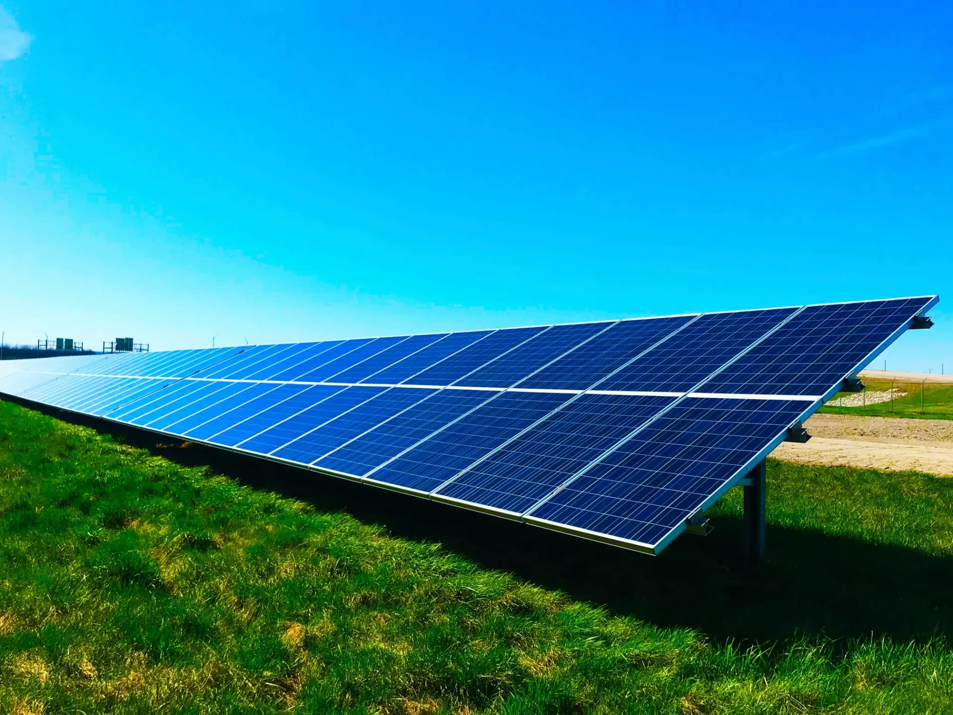 Realna računica: Za koliko godina se solarni paneli isplate prosečnom domaćinstvu u Srbiji?